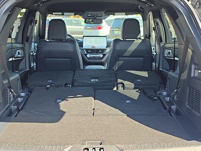 2027 Ford Explorer 4-Door 4DR 4WD ST-LINE