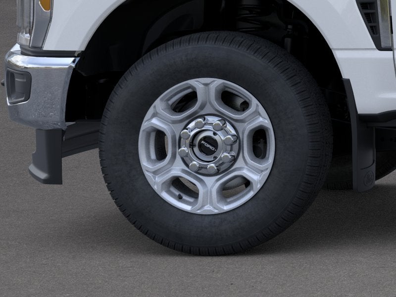 2026 Ford Super Duty F-350® XLT