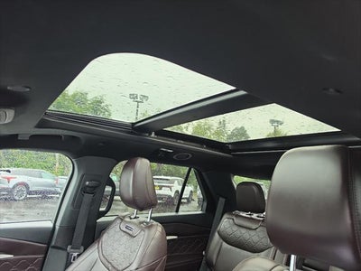 2025 Ford Explorer Platinum