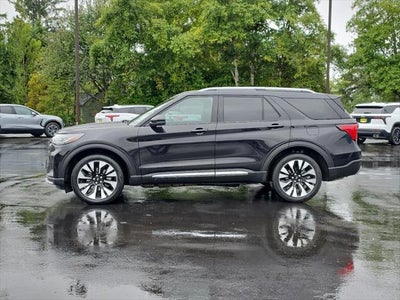 2025 Ford Explorer Platinum