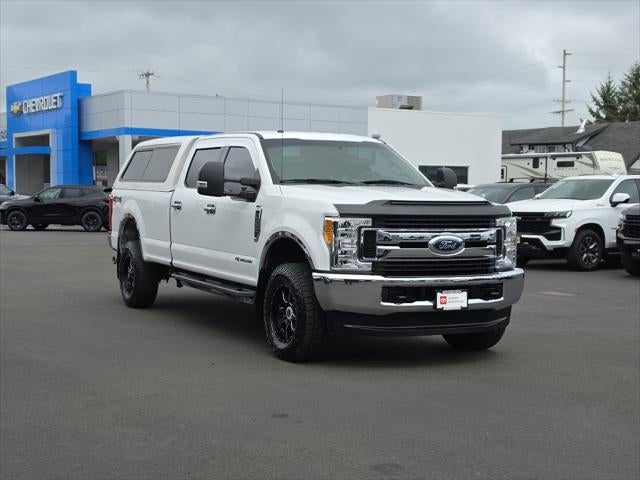 2017 Ford F-350 Super Duty XLT