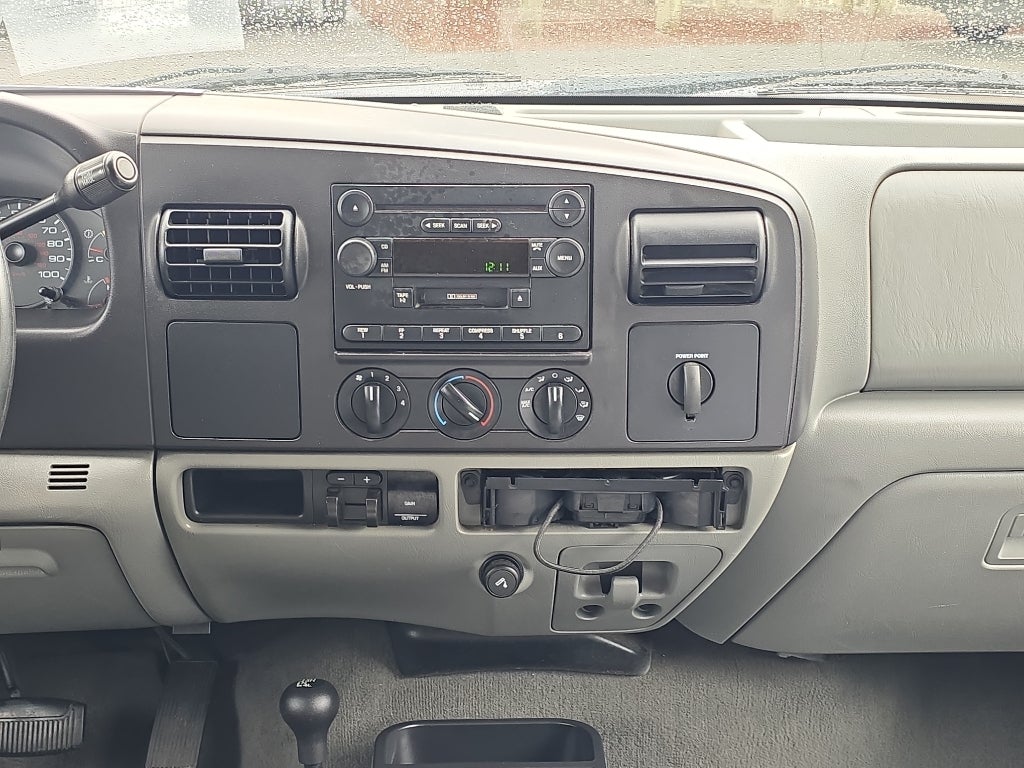 2005 Ford F-350 Super Duty XLT