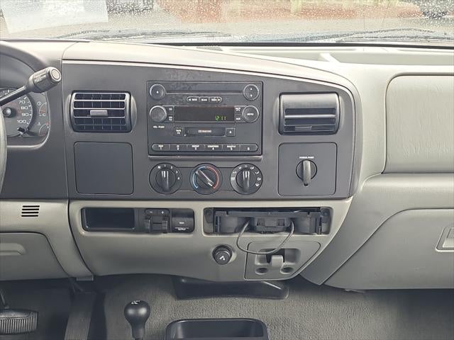 2005 Ford F-350 Super Duty XLT