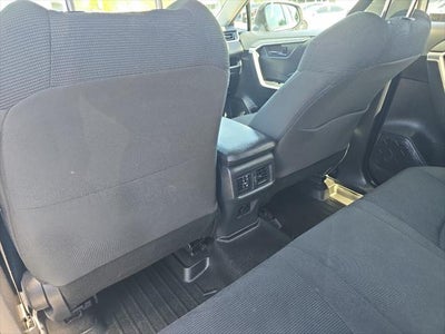 2019 Toyota RAV4 Hybrid Hybrid LE