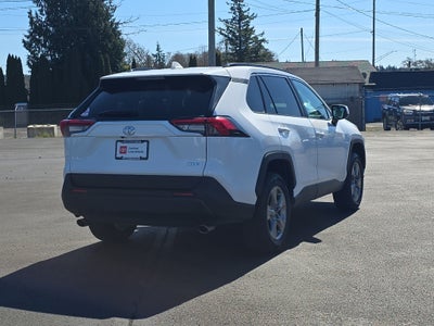 2024 Toyota RAV4 XLE