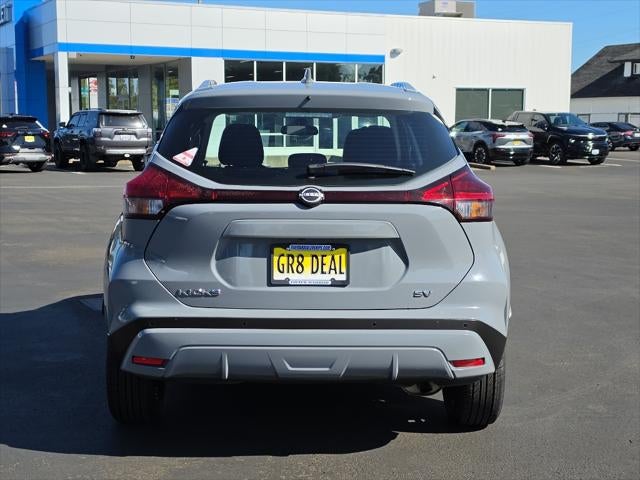 2022 Nissan Kicks SV
