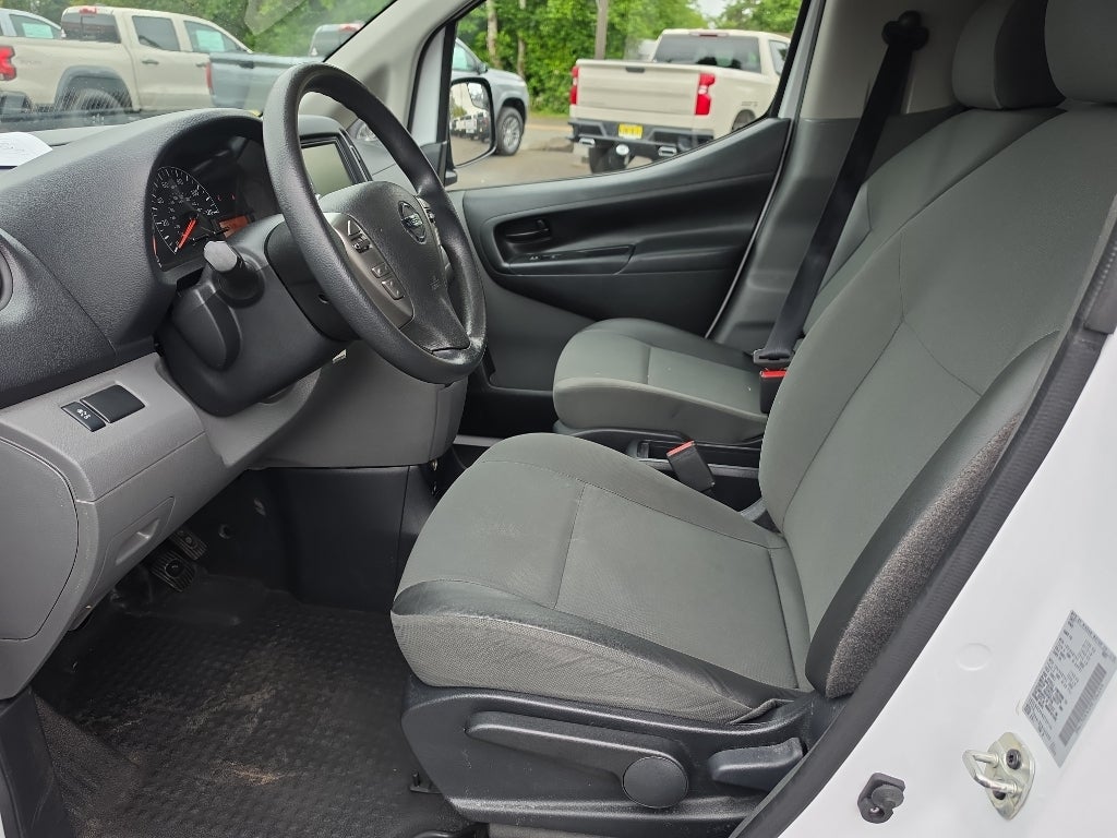 2021 Nissan NV200 S