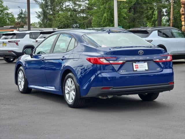 2025 Toyota Camry Hybrid LE