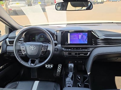 2025 Toyota Camry Hybrid SE