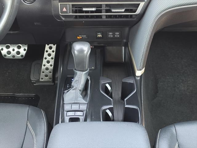 2025 Toyota Camry Hybrid SE