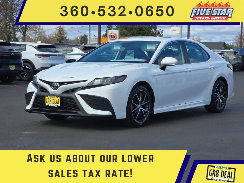 2022 Toyota Camry SE