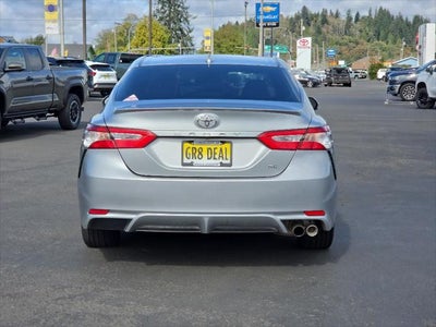 2020 Toyota Camry SE
