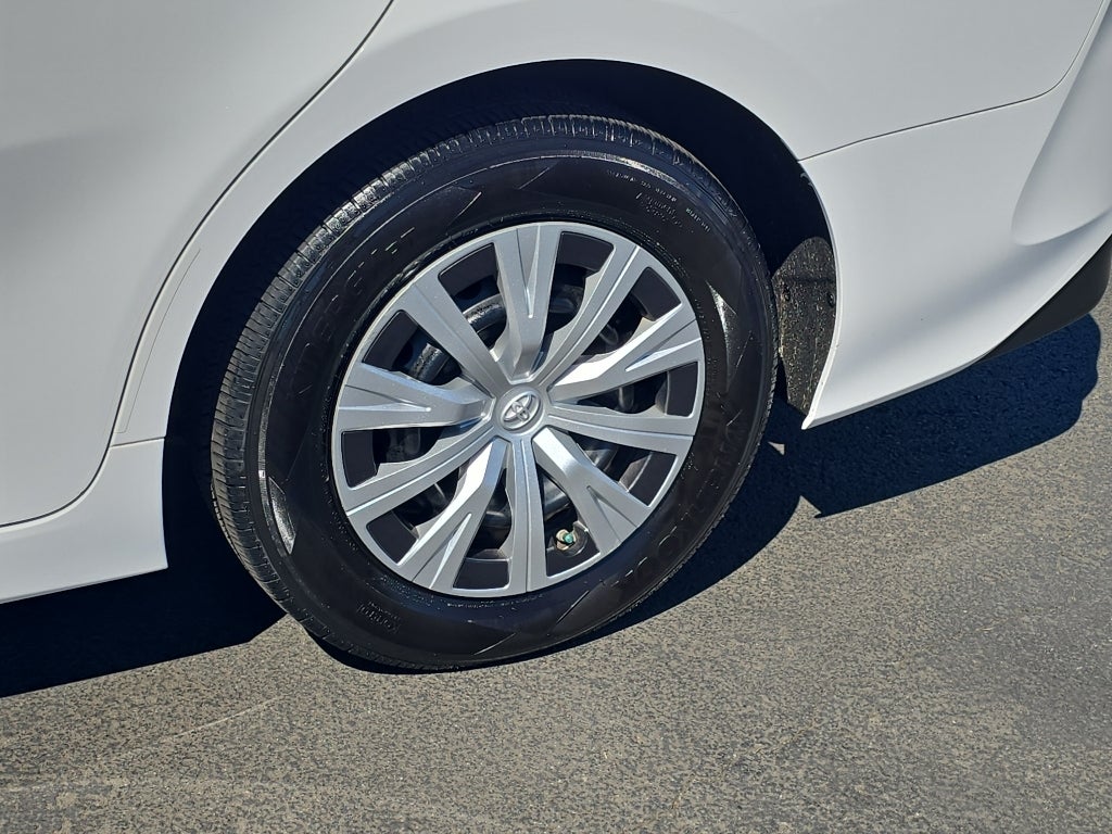 2022 Toyota Camry Hybrid Hybrid LE