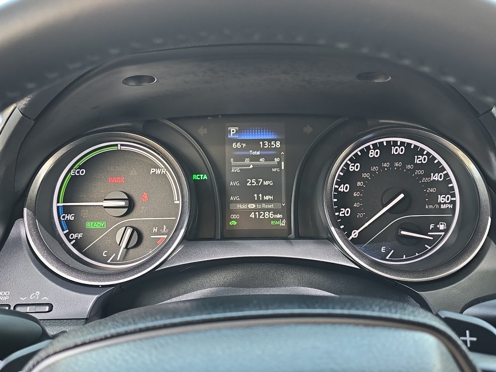 2022 Toyota Camry Hybrid Hybrid SE