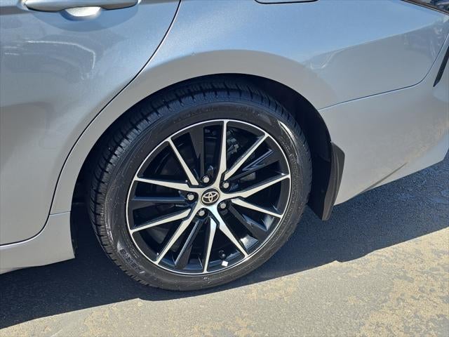 2022 Toyota Camry Hybrid Hybrid SE