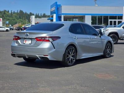 2022 Toyota Camry Hybrid Hybrid SE