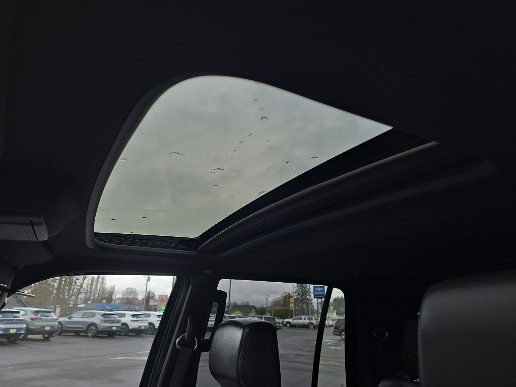 2012 Lincoln Navigator Base