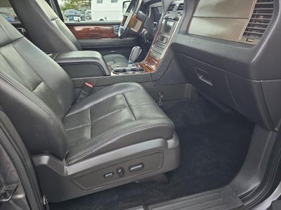 2012 Lincoln Navigator Base