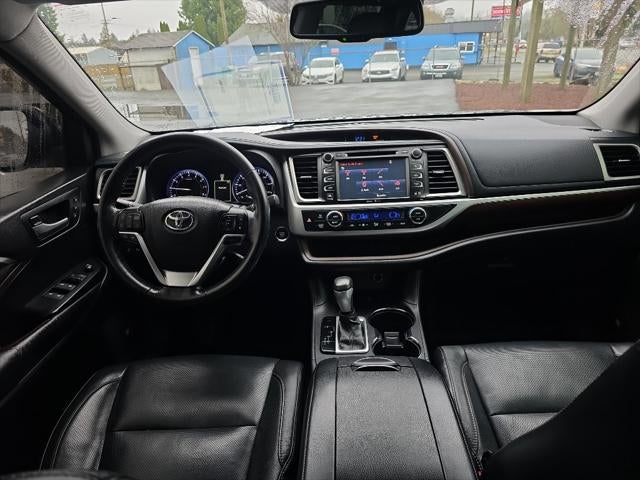 2015 Toyota Highlander Limited Platinum