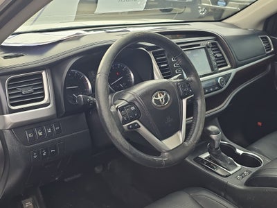 2014 Toyota Highlander Limited Platinum