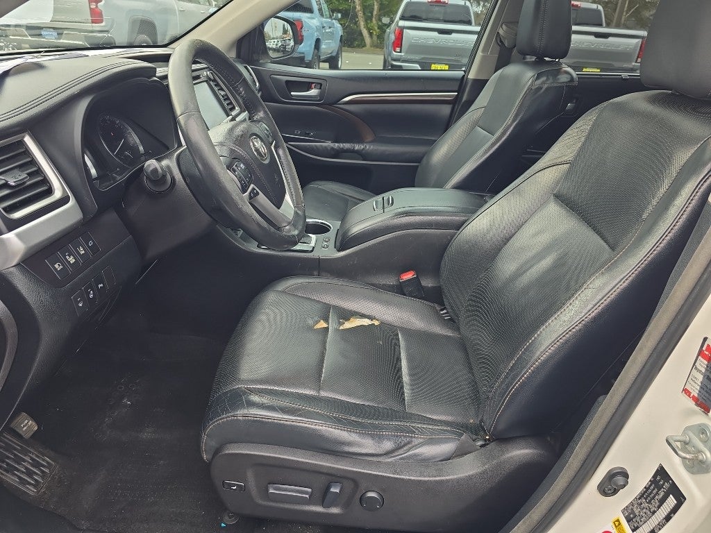 2014 Toyota Highlander Limited Platinum