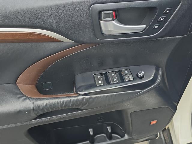 2014 Toyota Highlander Limited Platinum