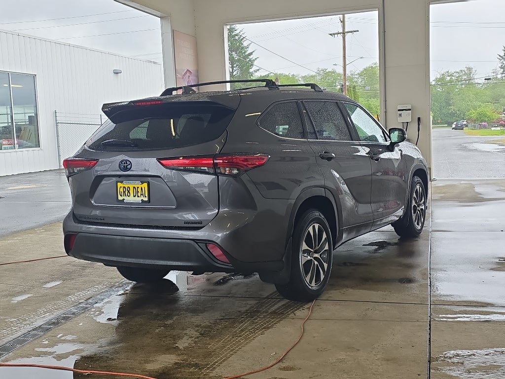 2022 Toyota Highlander Hybrid Hybrid XLE