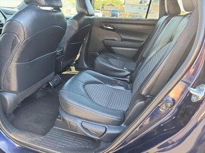 2025 Toyota Highlander XSE