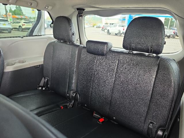 2015 Toyota Sienna SE