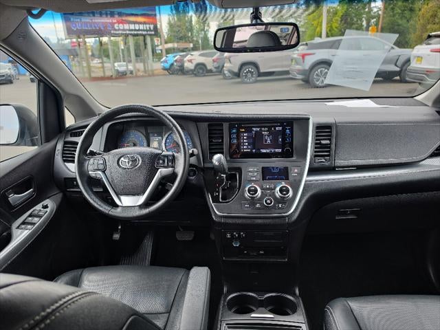 2015 Toyota Sienna SE