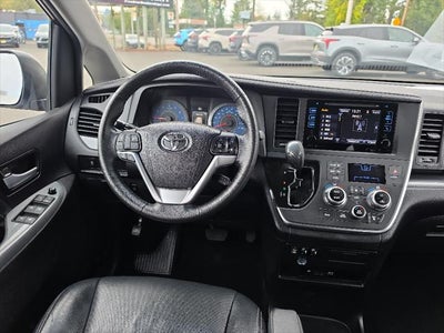 2015 Toyota Sienna SE