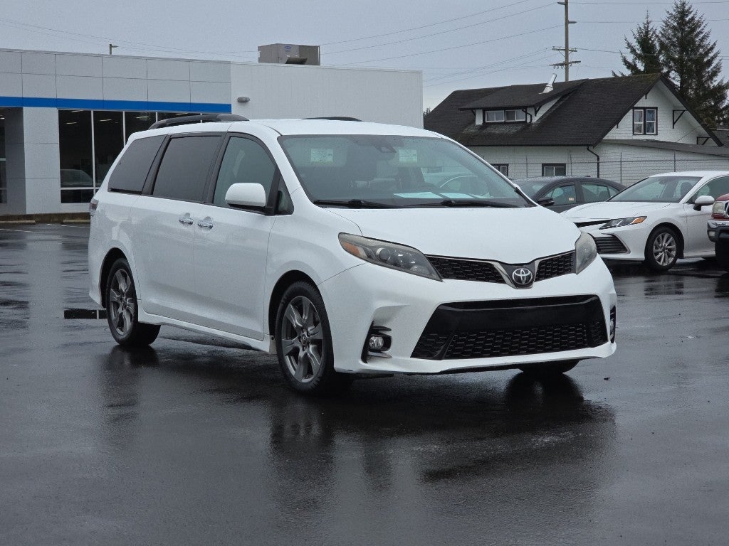 2018 Toyota Sienna SE