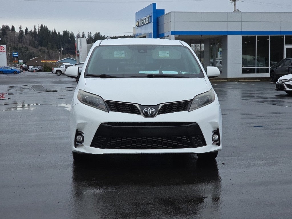 2018 Toyota Sienna SE