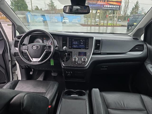 2018 Toyota Sienna SE