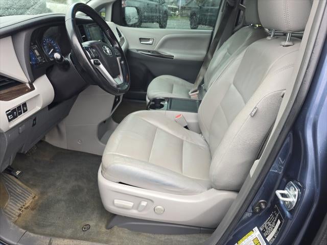 2015 Toyota Sienna XLE