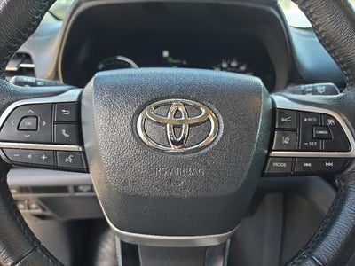 2024 Toyota Sienna XLE