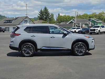 2025 Nissan Rogue Platinum