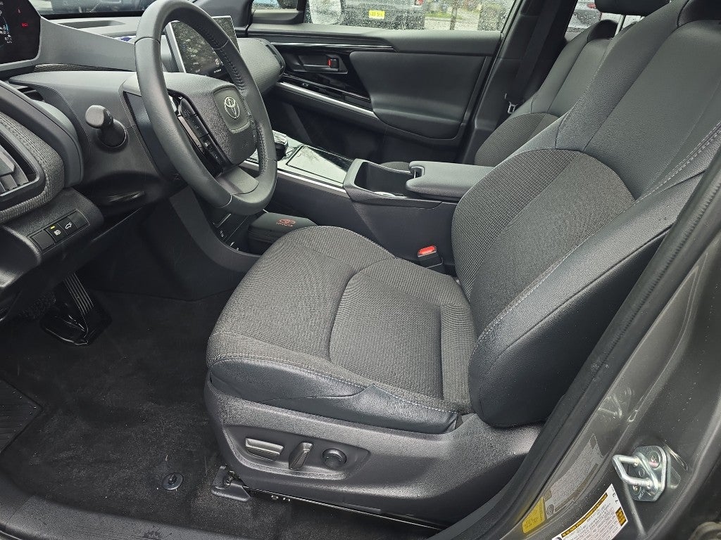 2024 Toyota bZ4X XLE