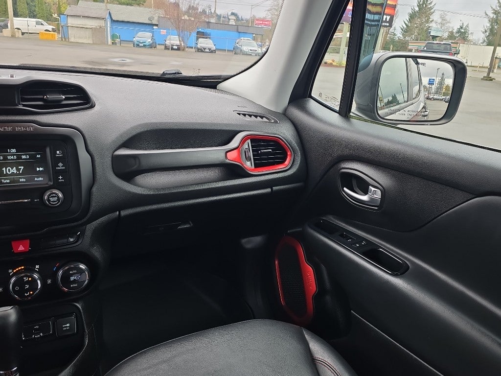 2017 Jeep Renegade Trailhawk