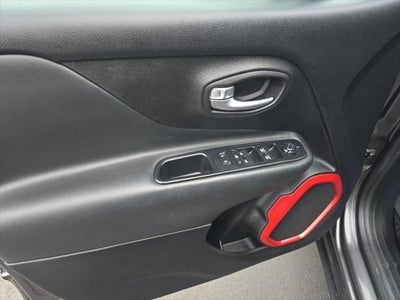 2017 Jeep Renegade Trailhawk