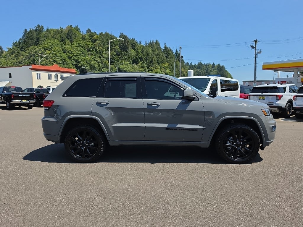 2021 Jeep Grand Cherokee Laredo X