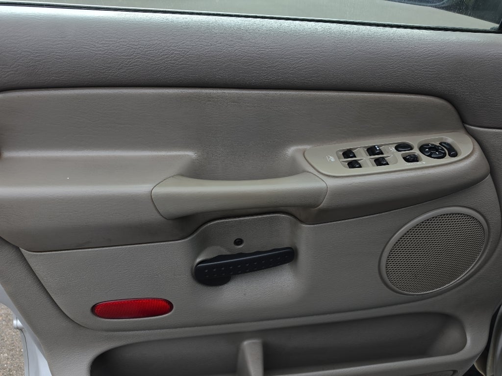 2005 Dodge Ram 2500 Base