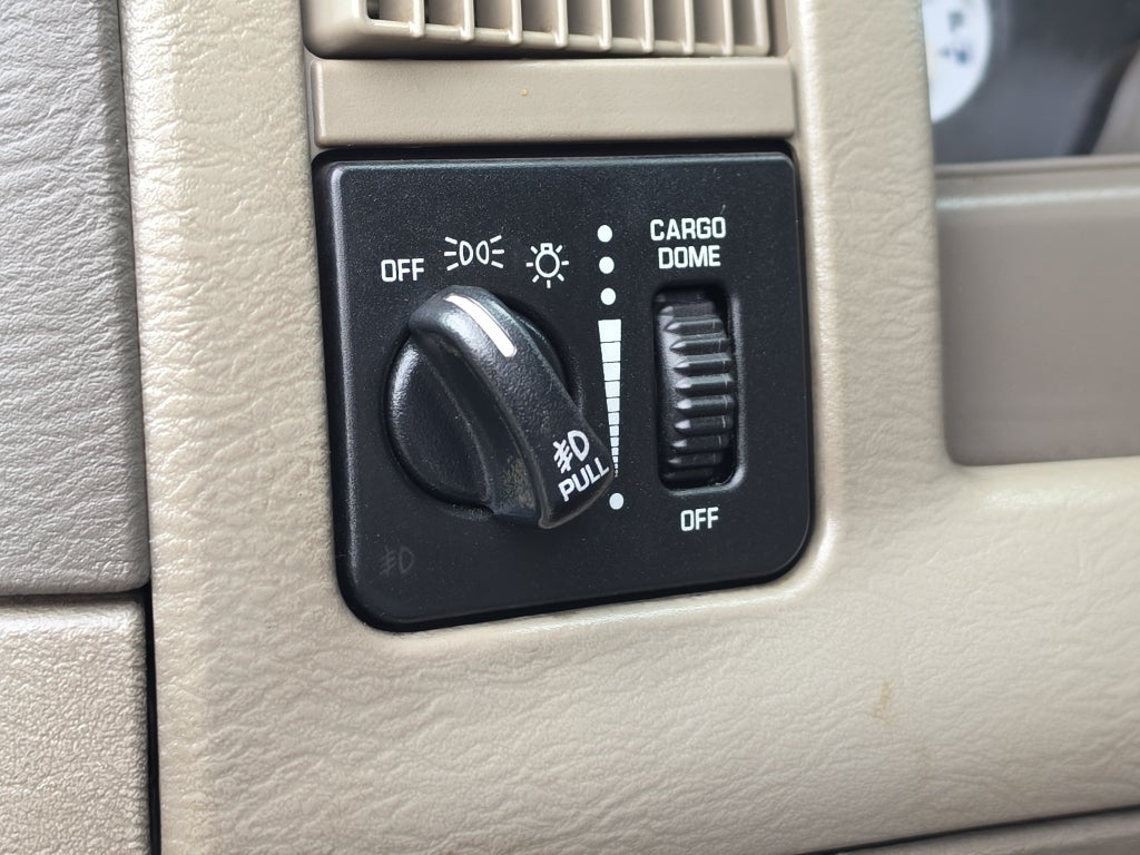 2005 Dodge Ram 2500 Base