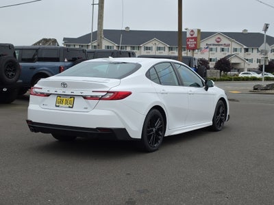 2025 Toyota Camry SE