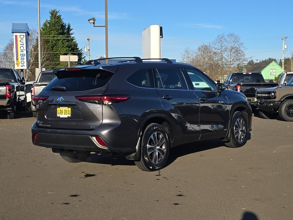 2020 Toyota Highlander Hybrid XLE