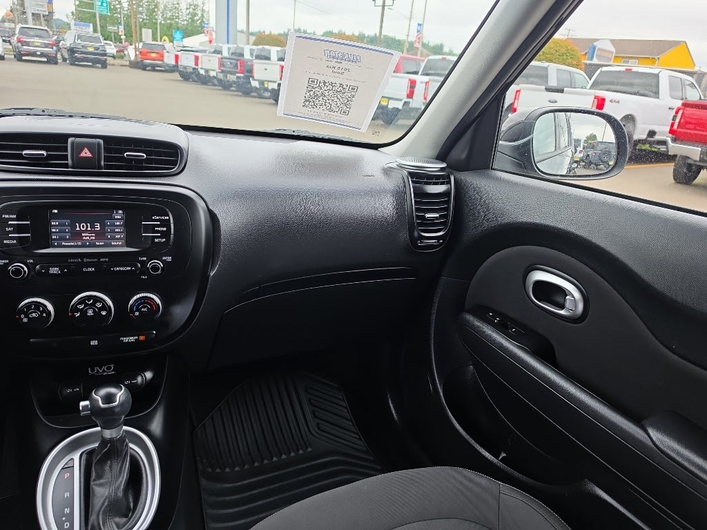 2015 Kia Soul Base
