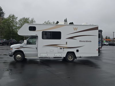 2014 Ford Econoline E350 Super Duty Base
