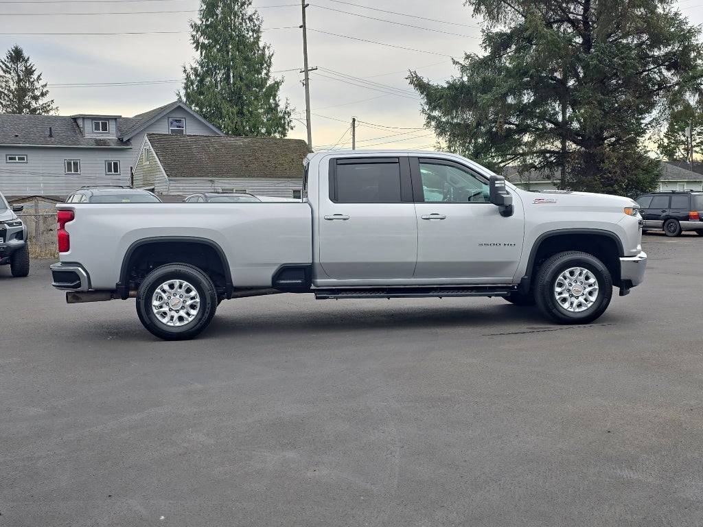 2022 Chevrolet Silverado 3500 LT