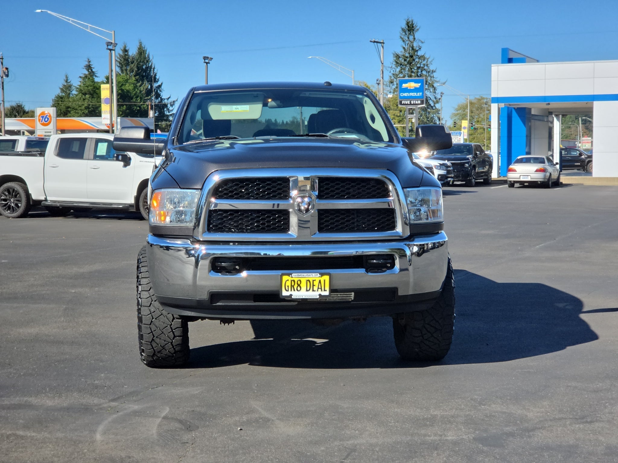 2017 RAM 2500 Tradesman Crew Cab 4x4 6'4"""" Box