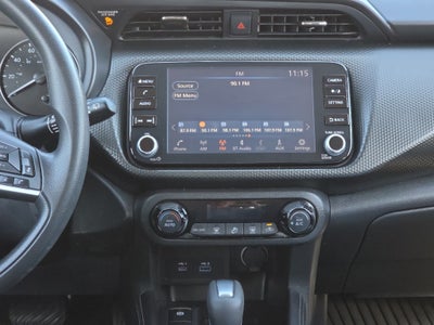 2022 Nissan Kicks SV